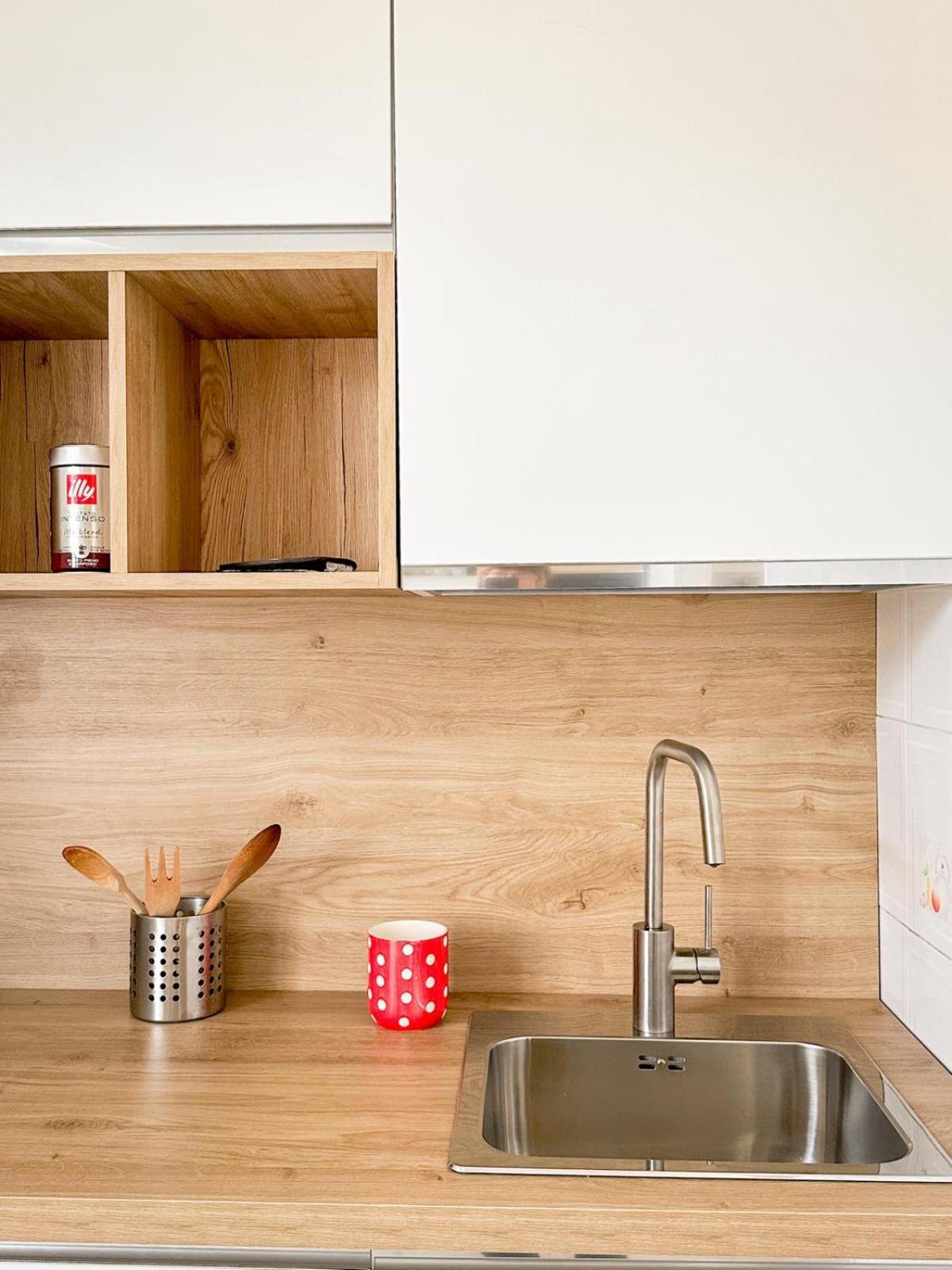 La Casa Di Lory Apartment Фалконара Маритима Екстериор снимка